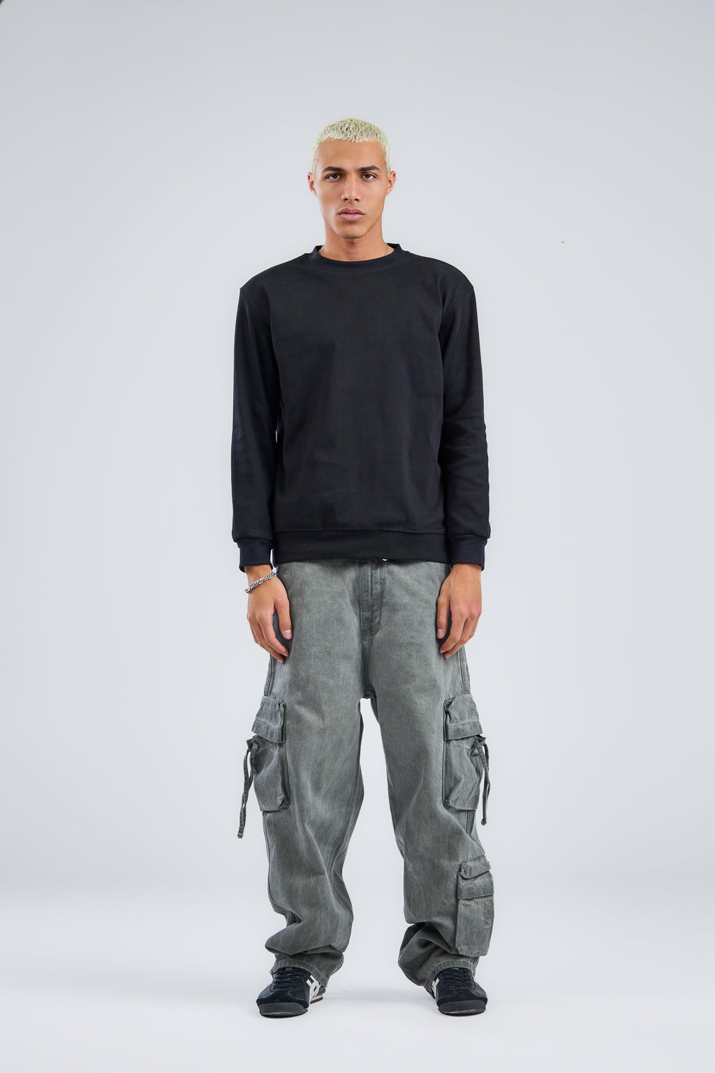 Basic Ribbed Trims Round T-Shirt