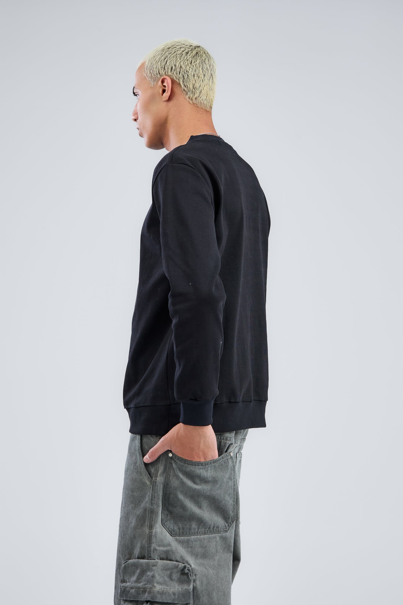 Basic Ribbed Trims Round T-Shirt