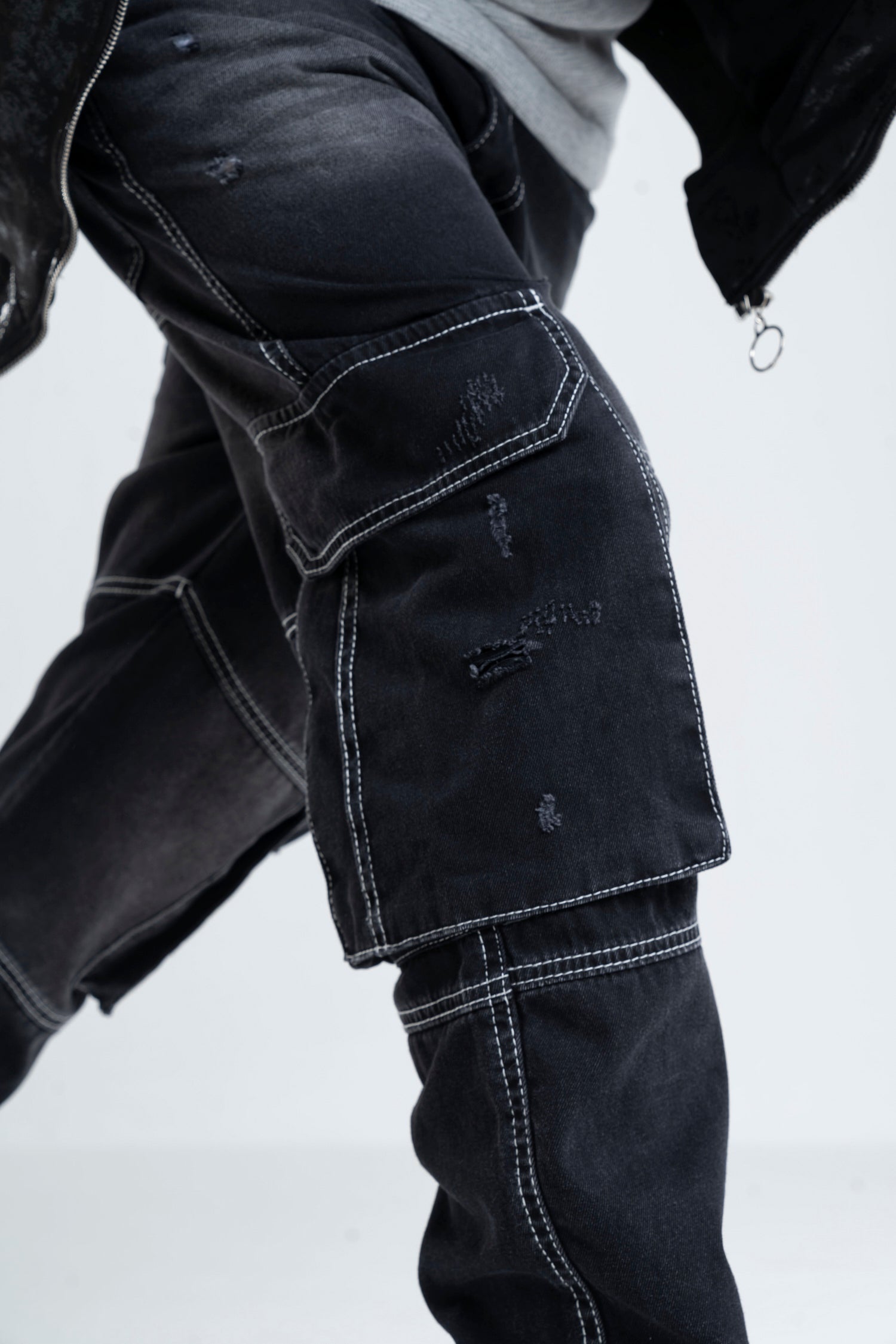 BLACK CARGO JEANS WIDE LEG