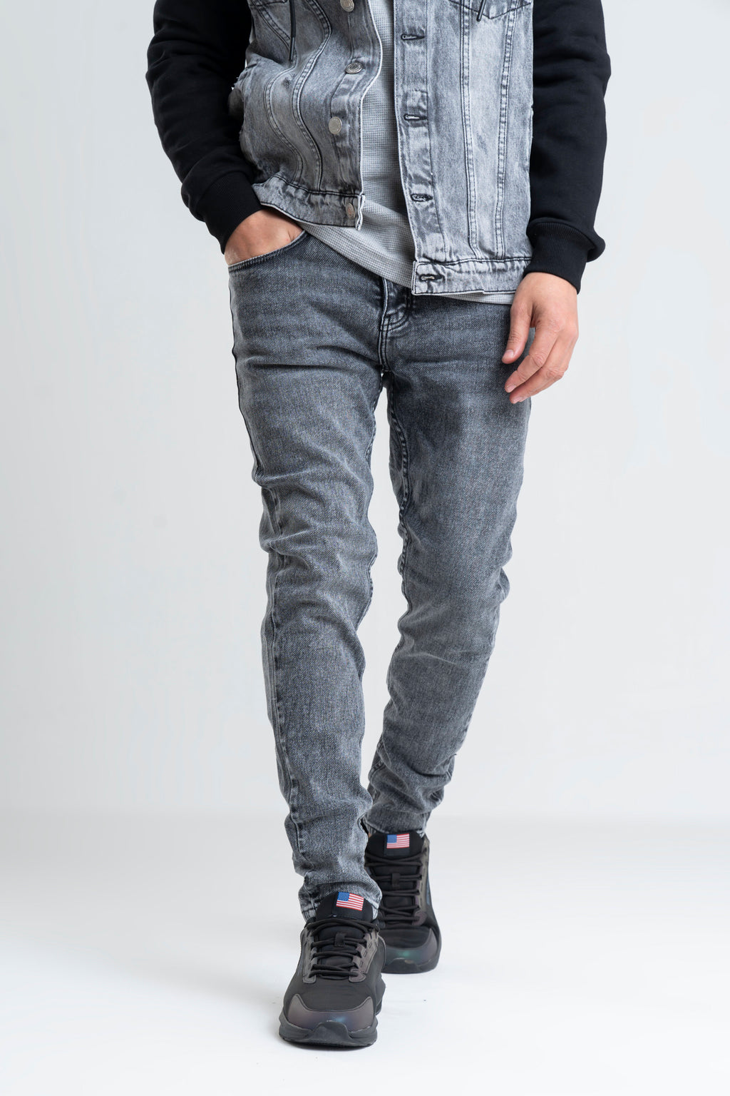 GREY DENIM JEANS SLIM FIT