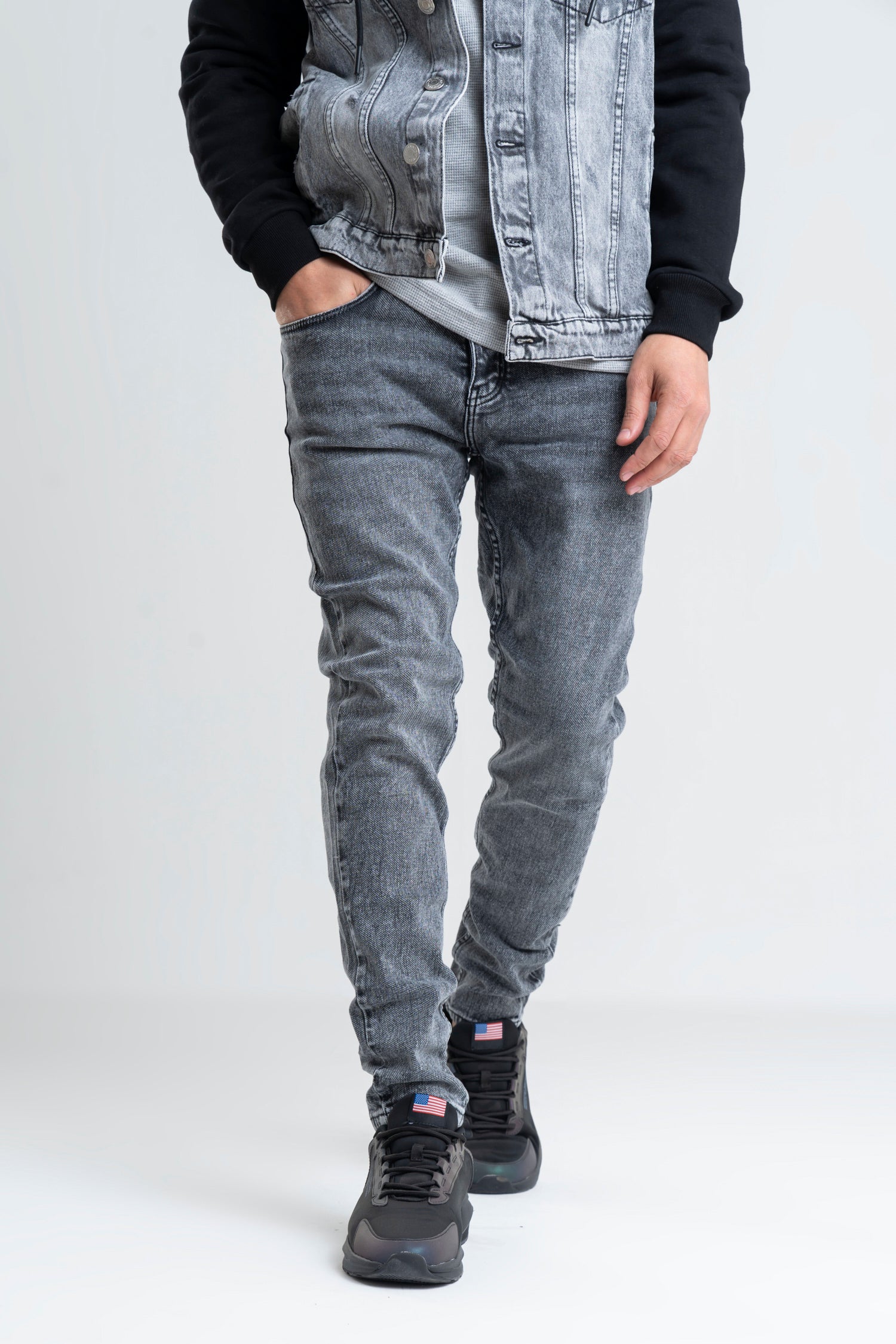 GREY DENIM JEANS SLIM FIT