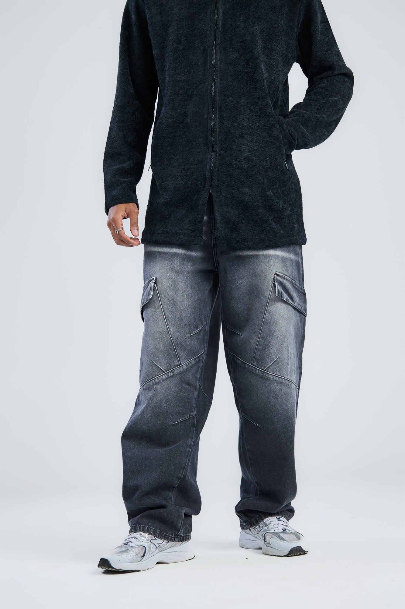 Balloon Fit Cargo Washed Denim