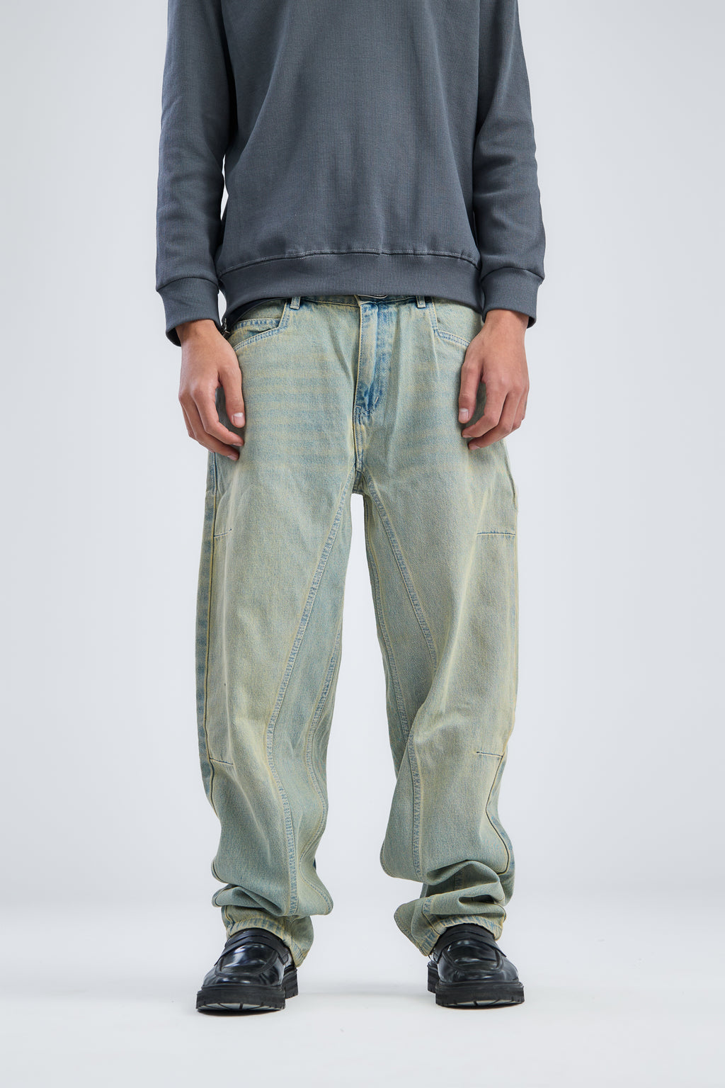 Skater Dirty Wash Denim