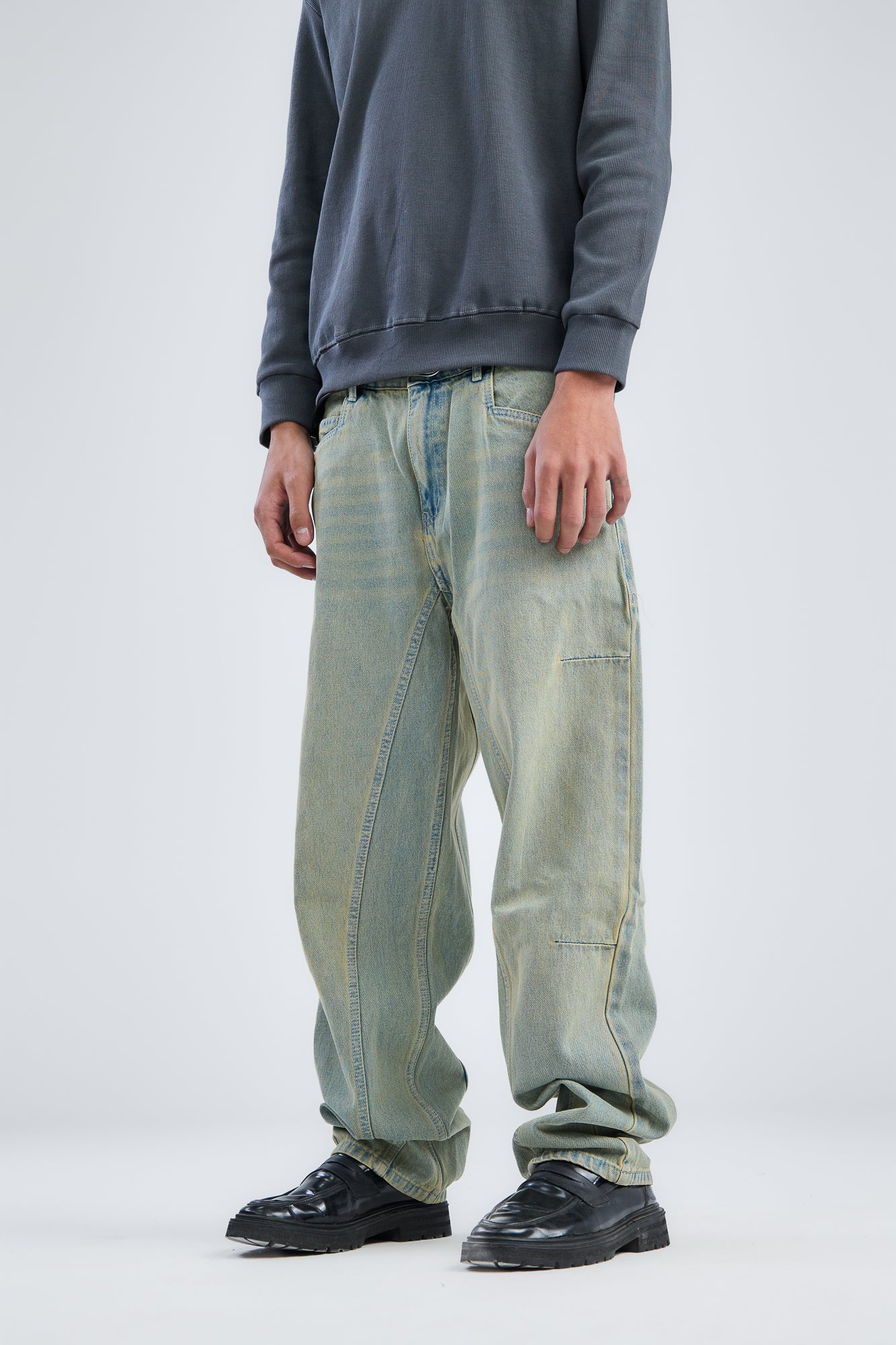 Skater Dirty Wash Denim