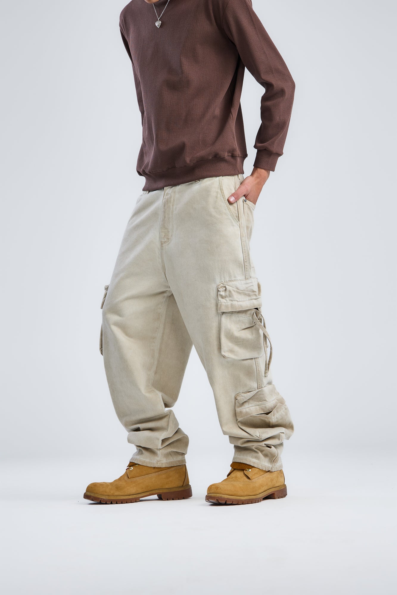 Balloon fit cargo denim jeans