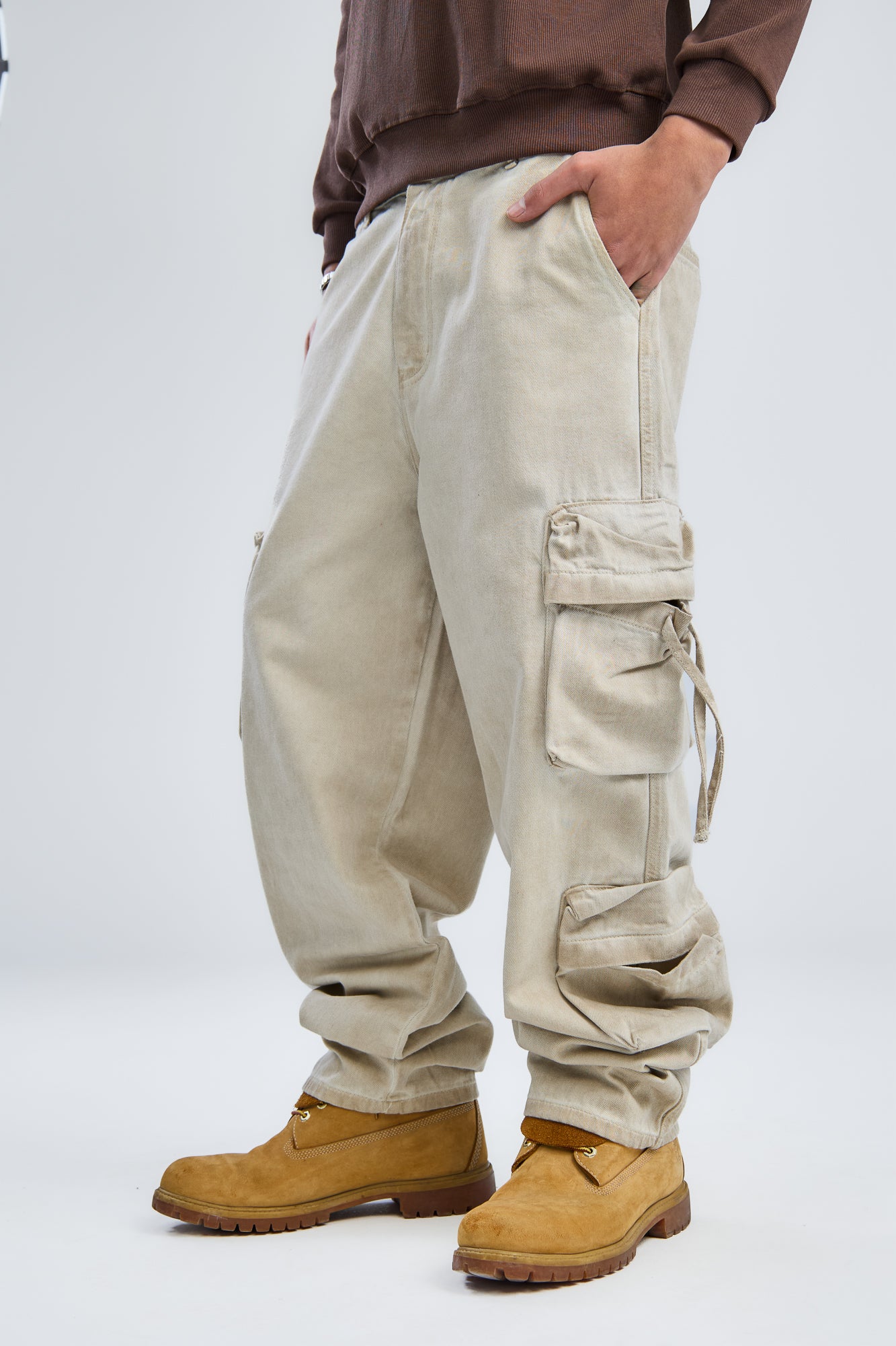 Balloon fit cargo denim jeans
