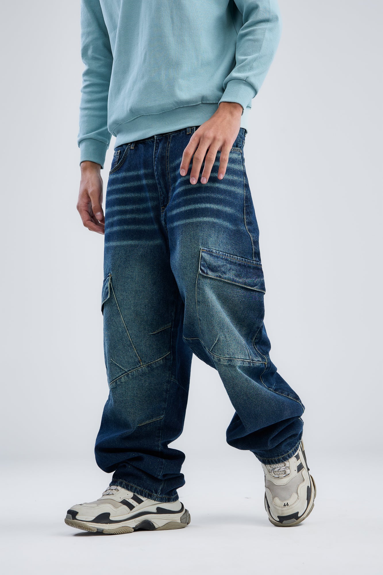 Balloon Fit Cargo Washed Denim