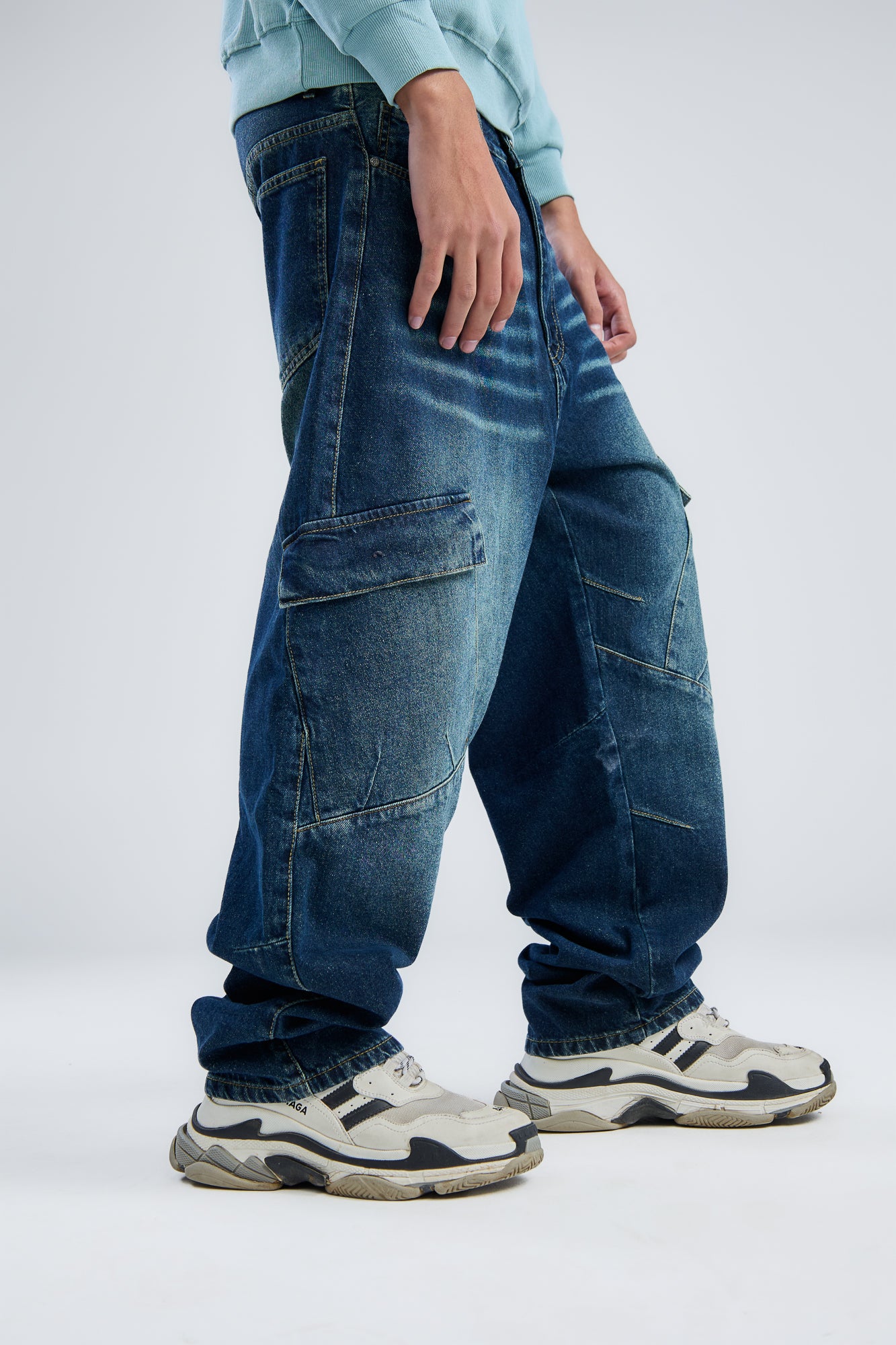 Balloon Fit Cargo Washed Denim