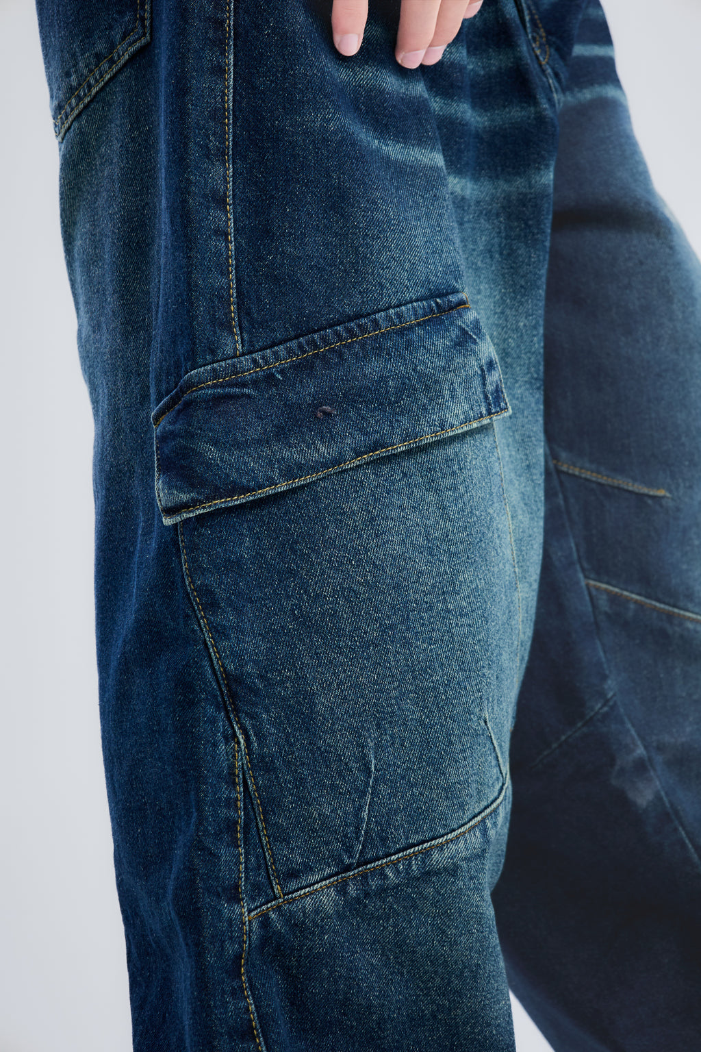 Balloon Fit Cargo Washed Denim