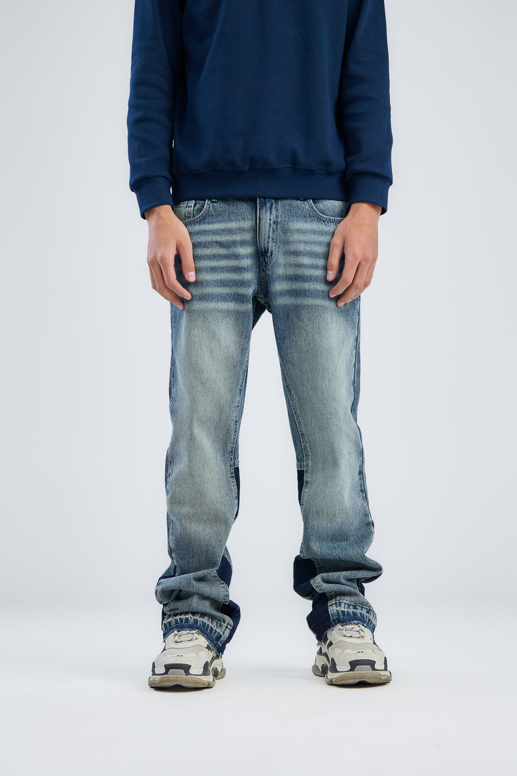 Washed Jeans Flare Fit