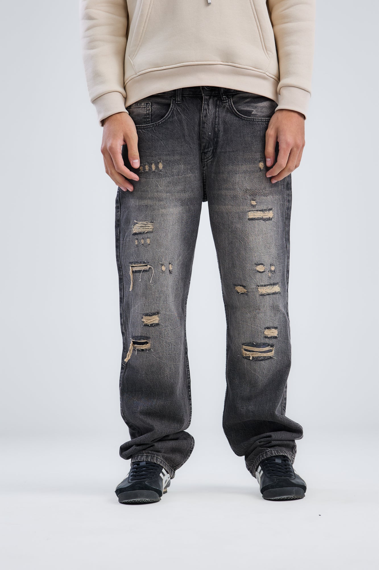 Skater Ripped Dirty Wash Denim