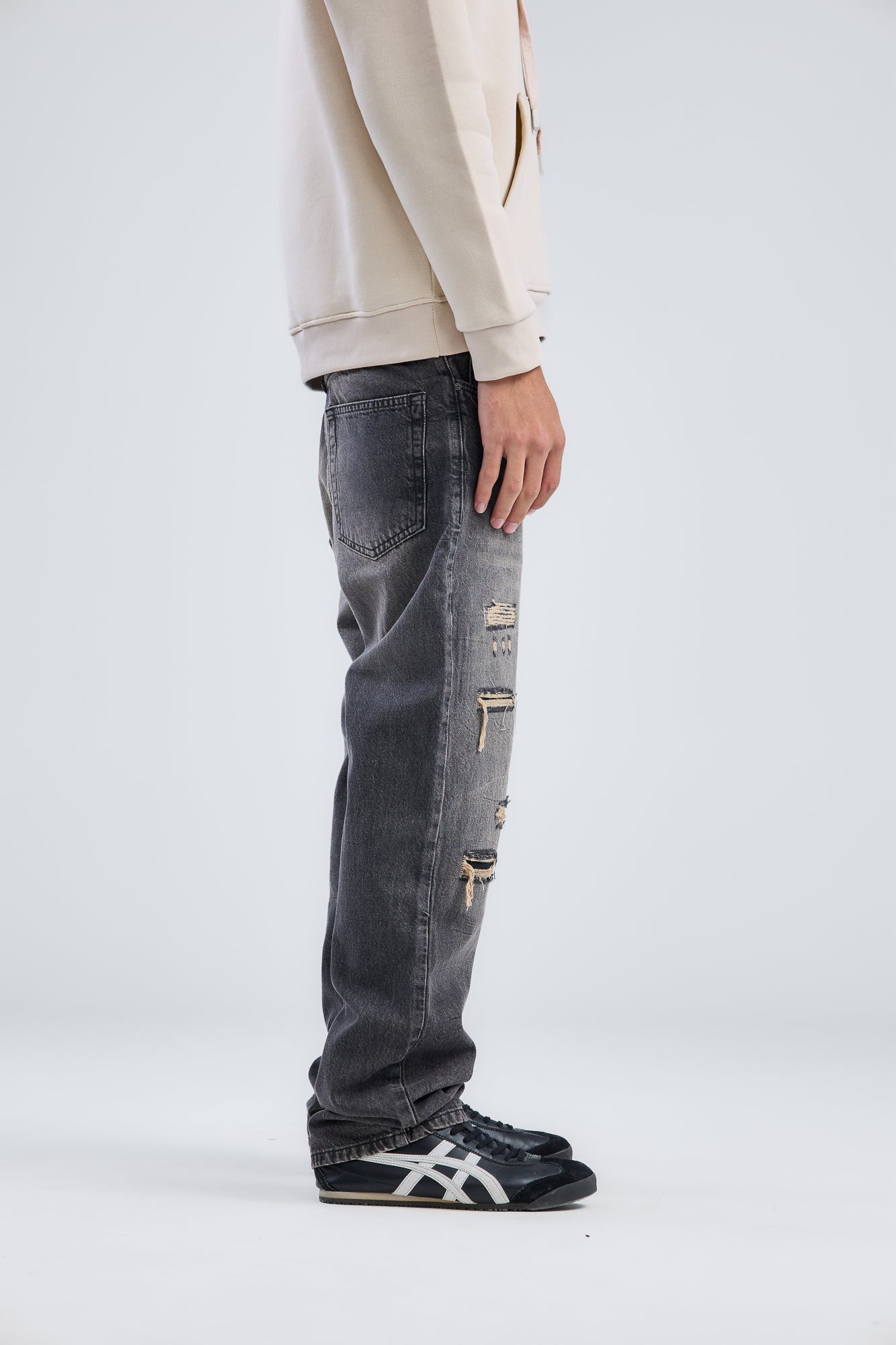 Skater Ripped Dirty Wash Denim