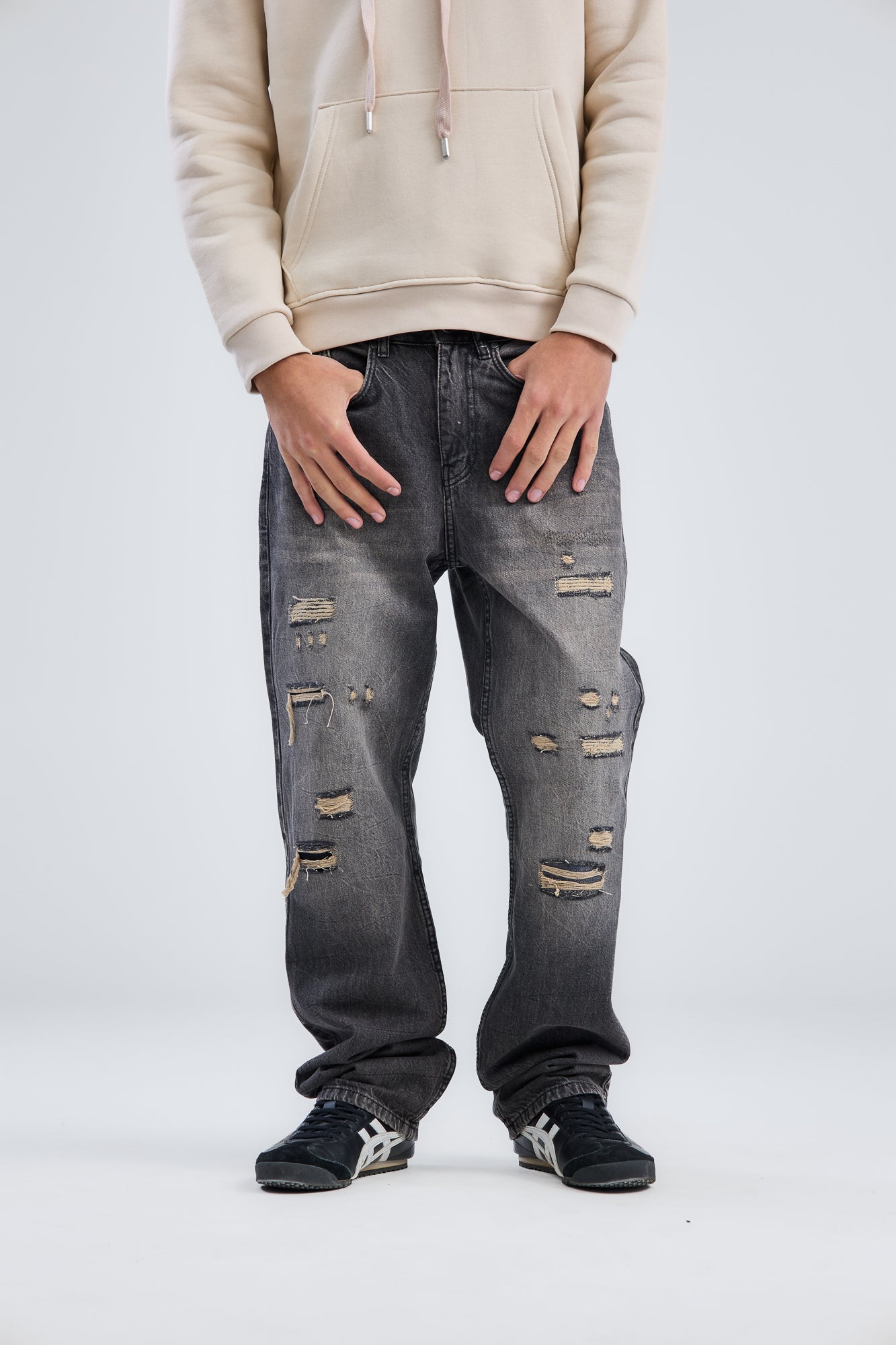 Skater Ripped Dirty Wash Denim