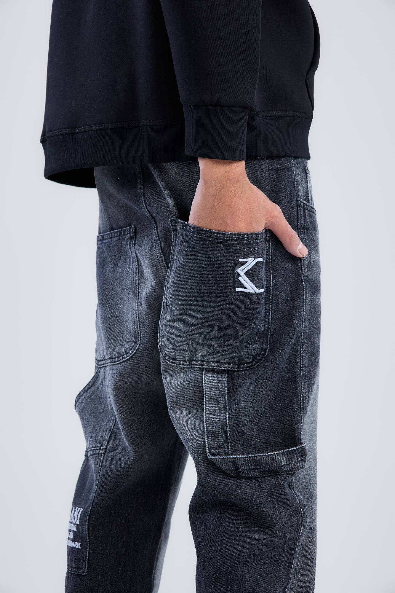 Embroidery Washed Denim wide leg jeans