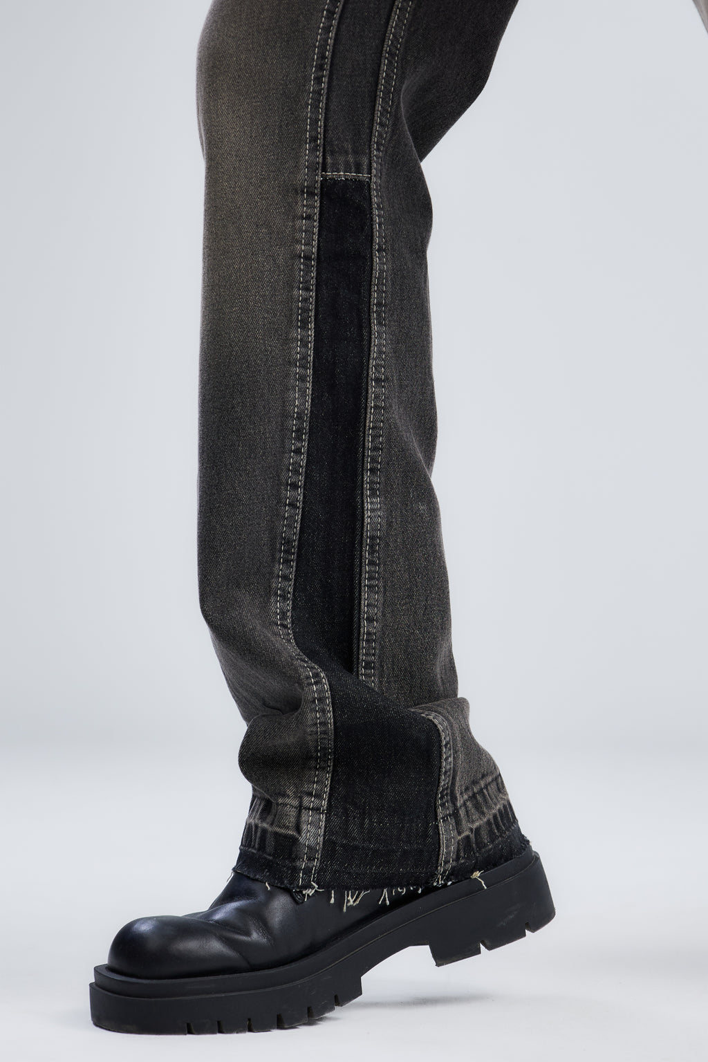 Washed Jeans Flare Fit