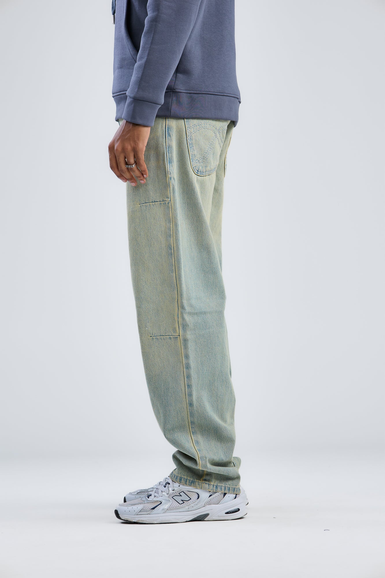 Skater Dirty Wash Denim