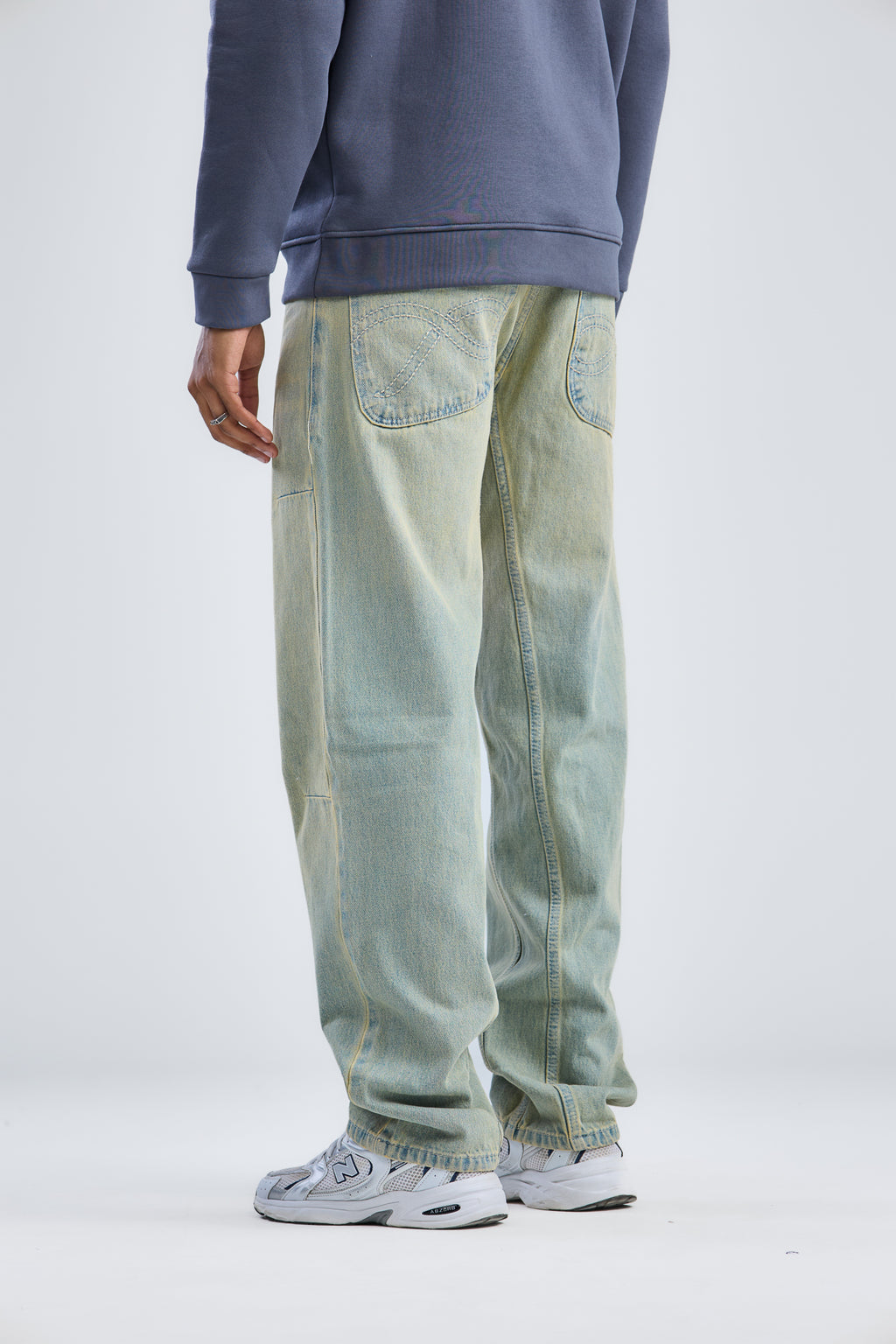 Skater Dirty Wash Denim