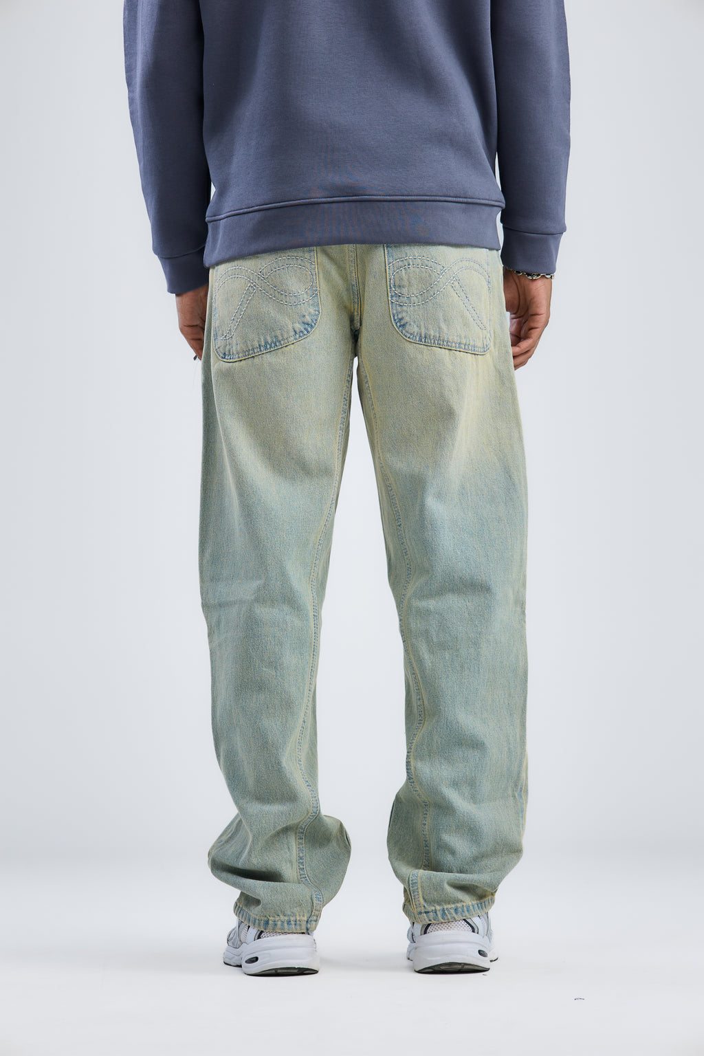 Skater Dirty Wash Denim