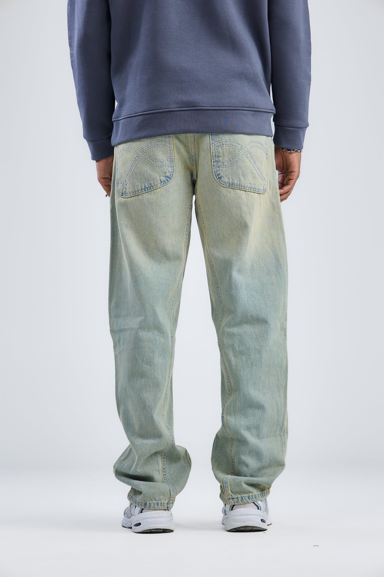 Skater Dirty Wash Denim