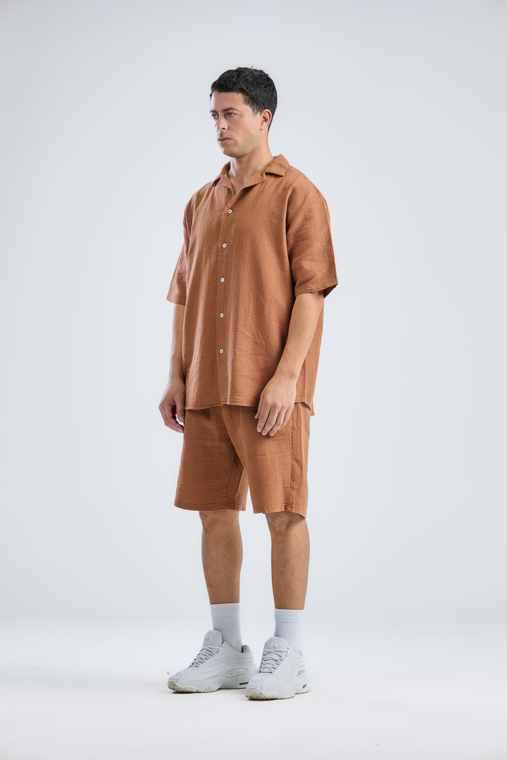 Shorts In Mid With Shirt in Natural