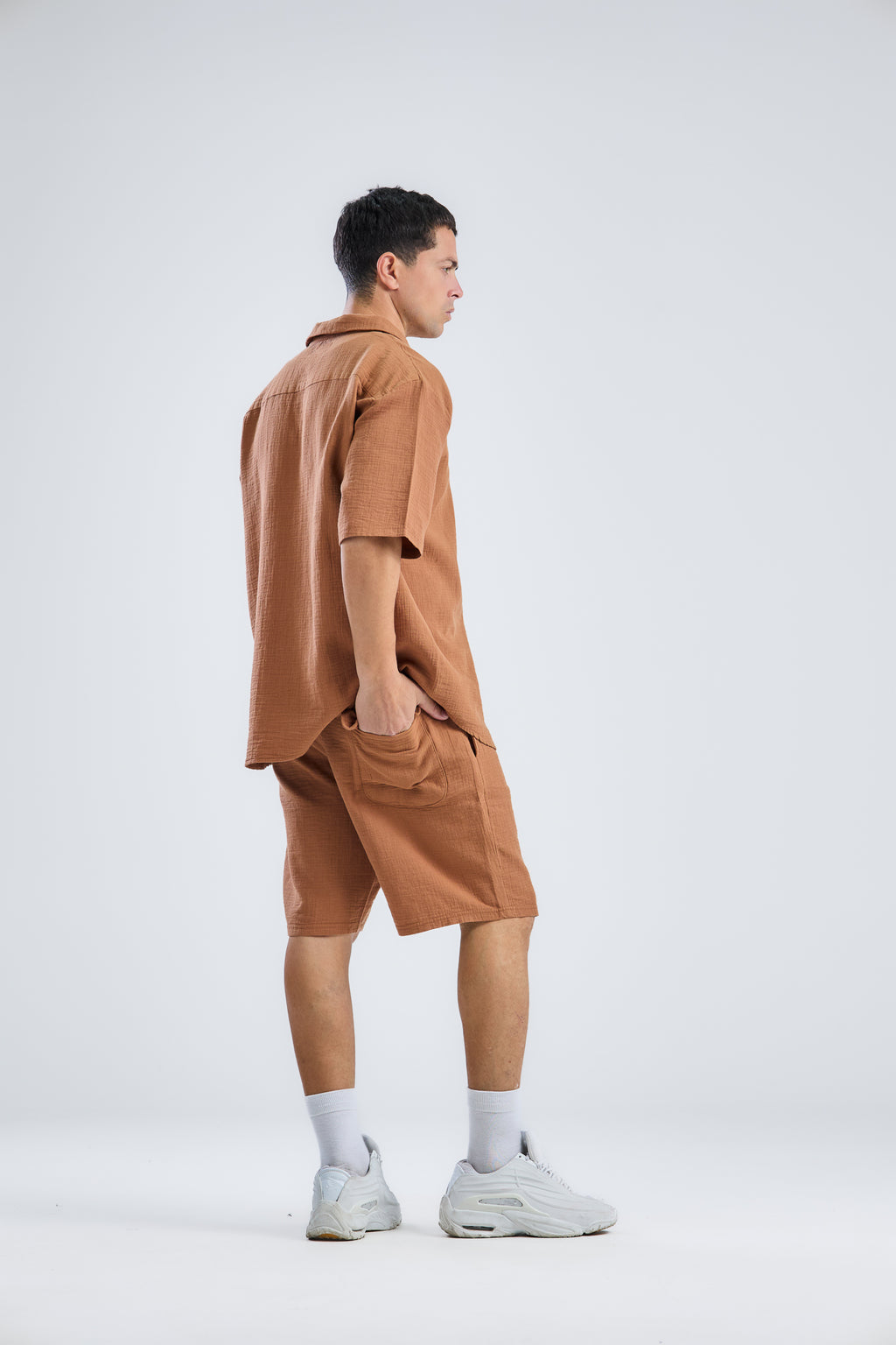 Shorts In Mid With Shirt in Natural