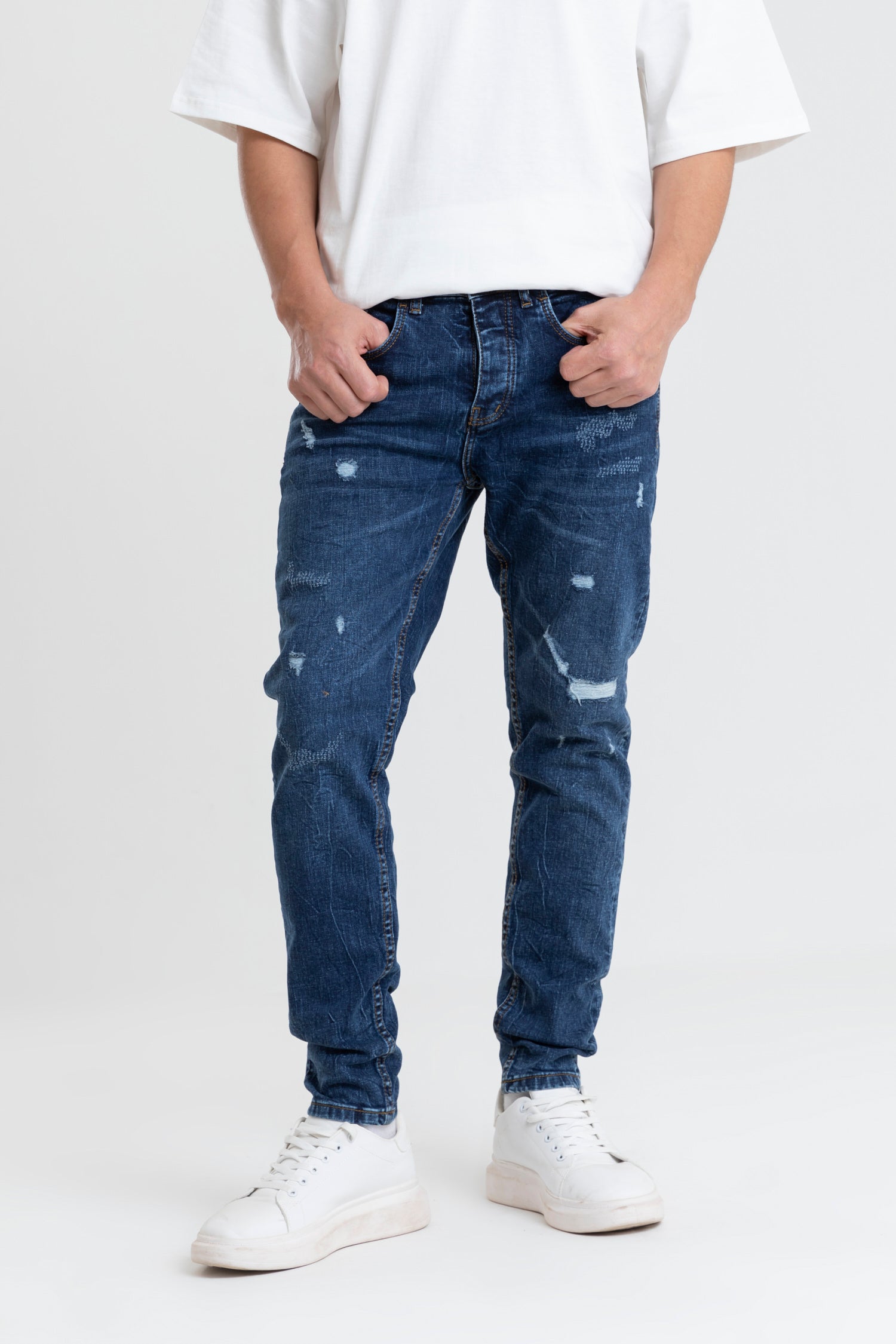 RIPPED BLUE JEANS SLIM FIT
