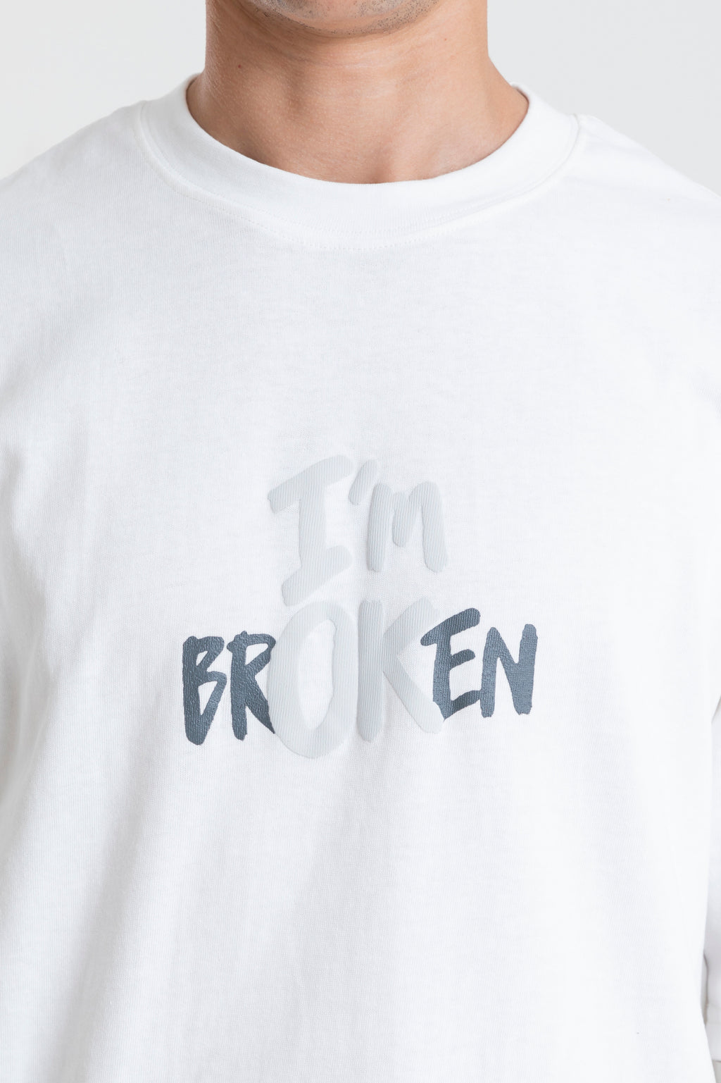 I'M BROKEN PRINTED T-SHIRT OVERSIZED