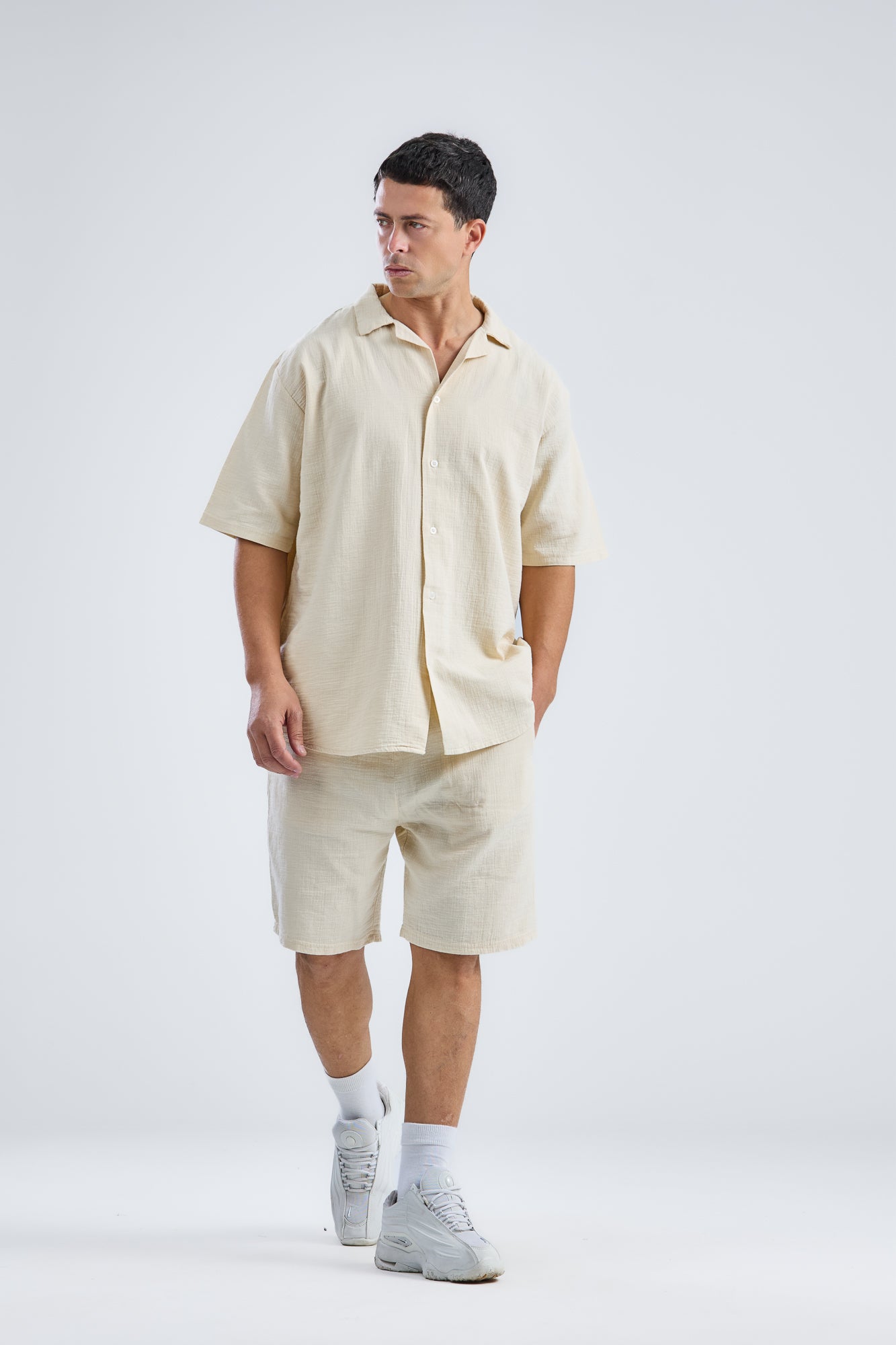 Shorts In Mid With Shirt in Natural