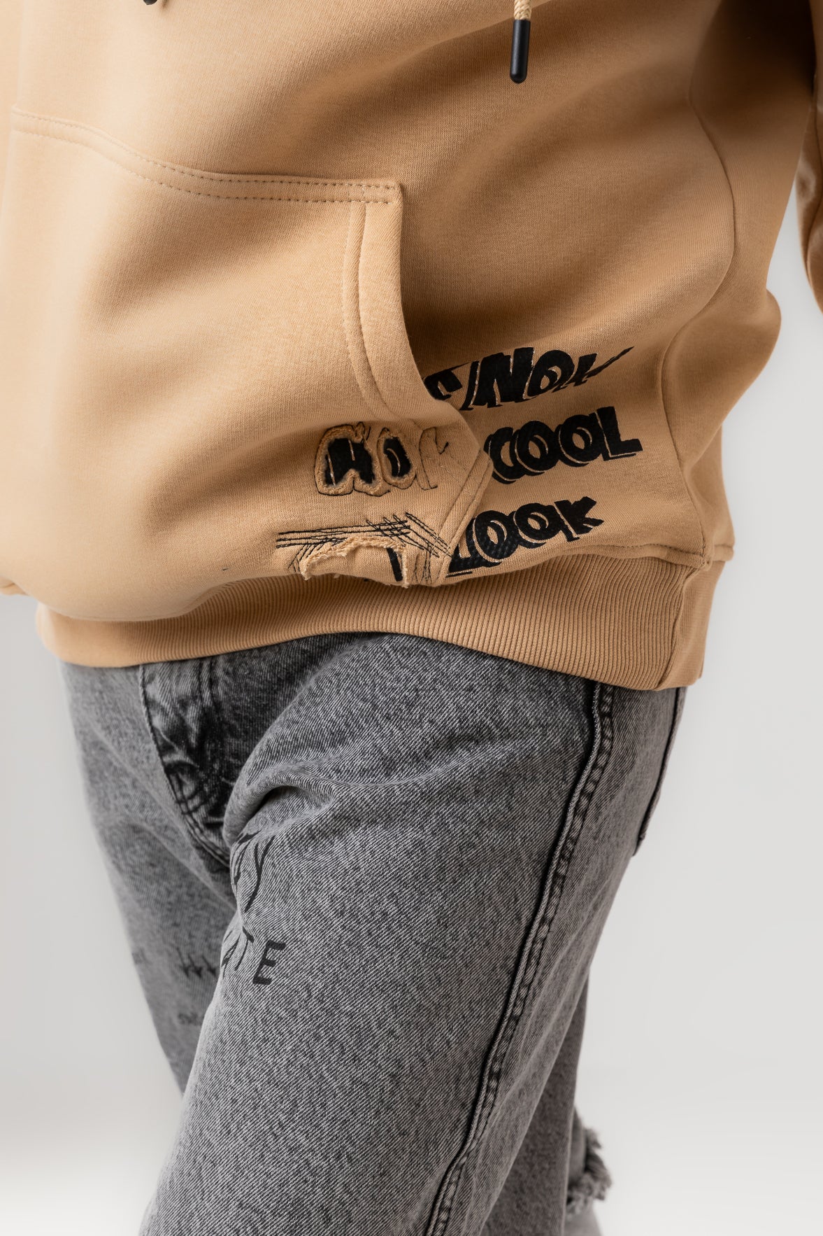 BEAR BACK PRINTED HOODIE