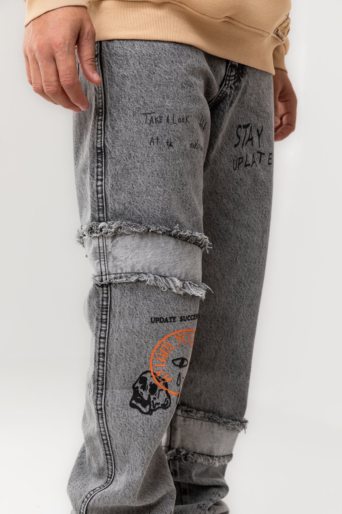 PRINTED WIDE LEG JEANS