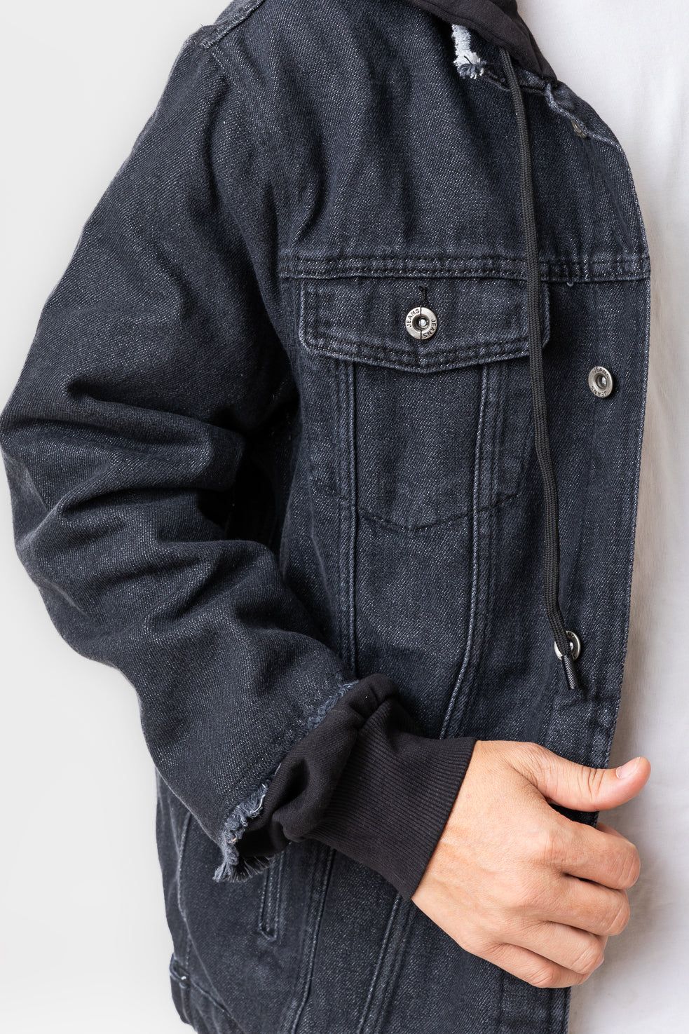 DENIM JACKET WITH JERSEY SLEEVES COVERED WITH A DENIM LAYER