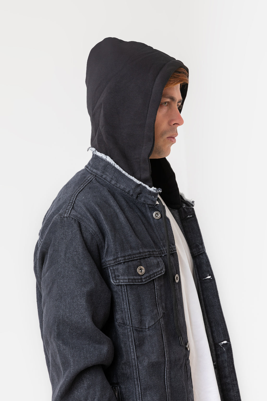 DENIM JACKET WITH JERSEY SLEEVES COVERED WITH A DENIM LAYER