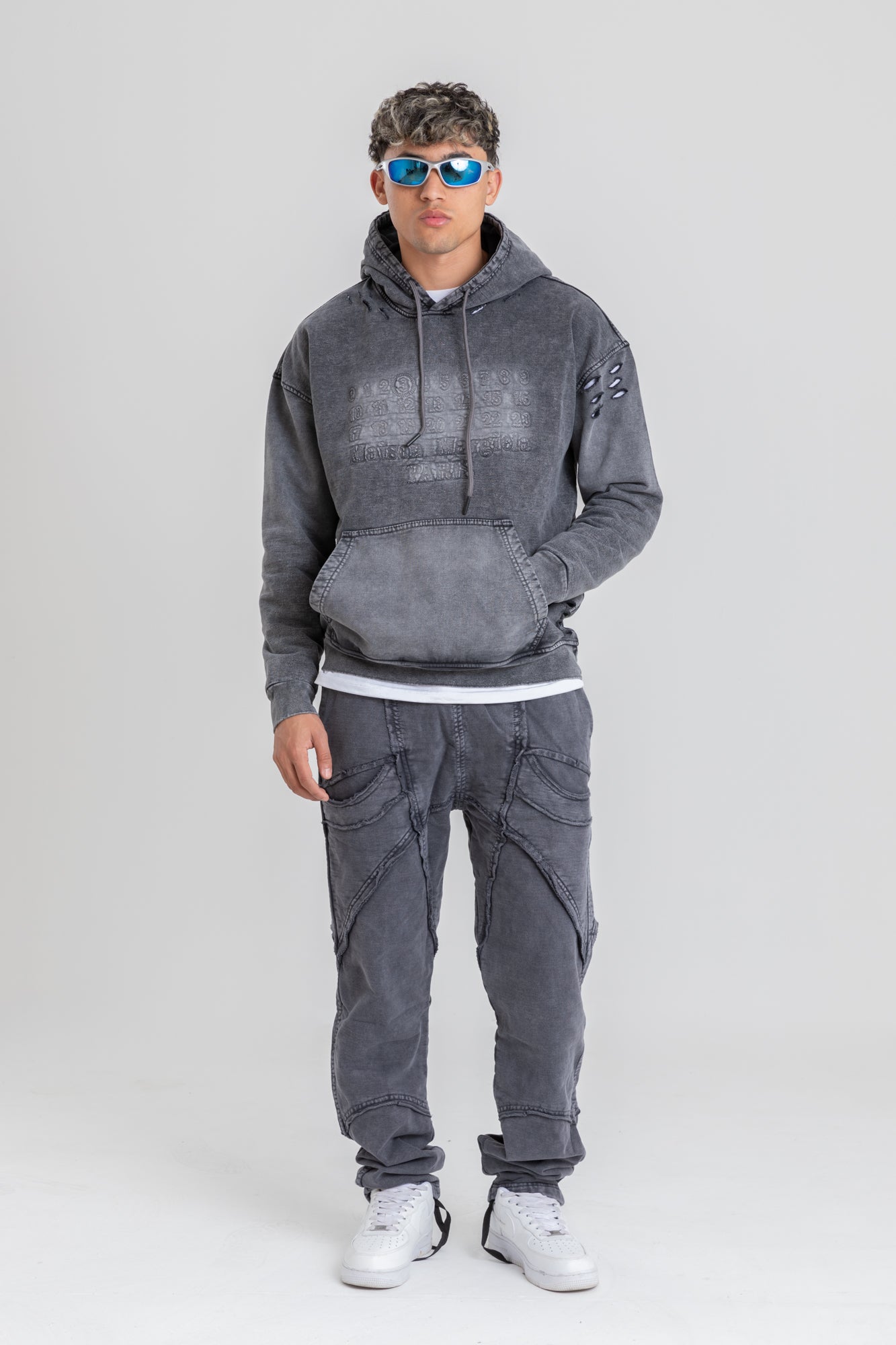 RIPPED WASHED HOODIE