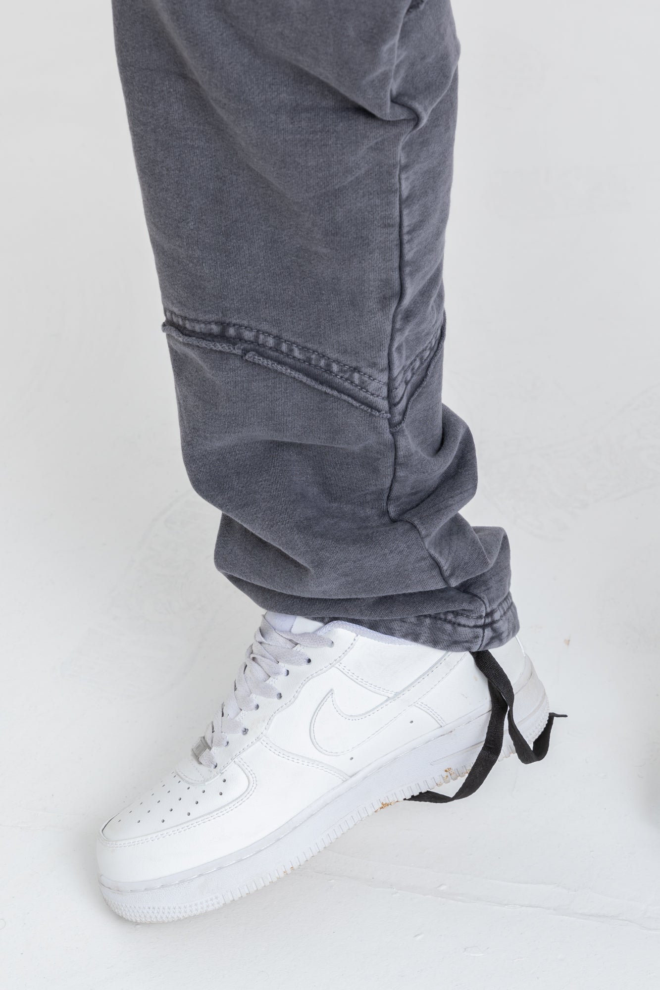 WASHED SWEATPANTS RELAXED FIT