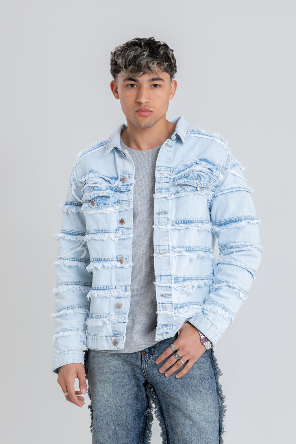 THE TASSELS DENIM JACKET