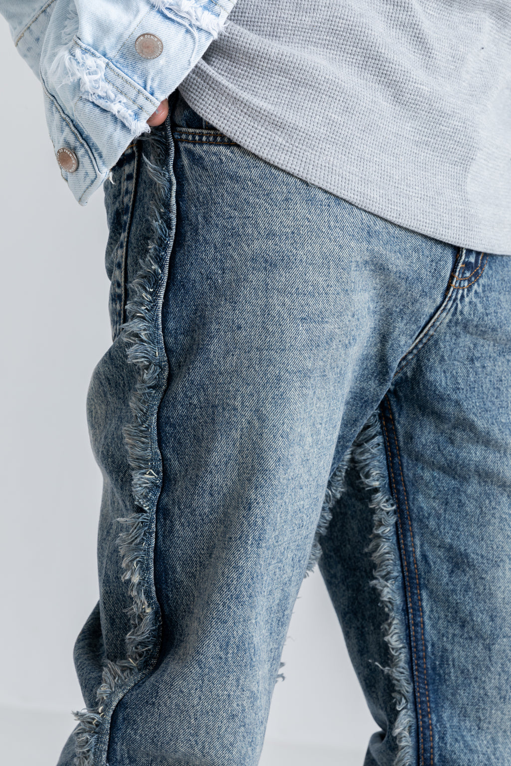 JEANS WIDE LEG WITH TASSEL