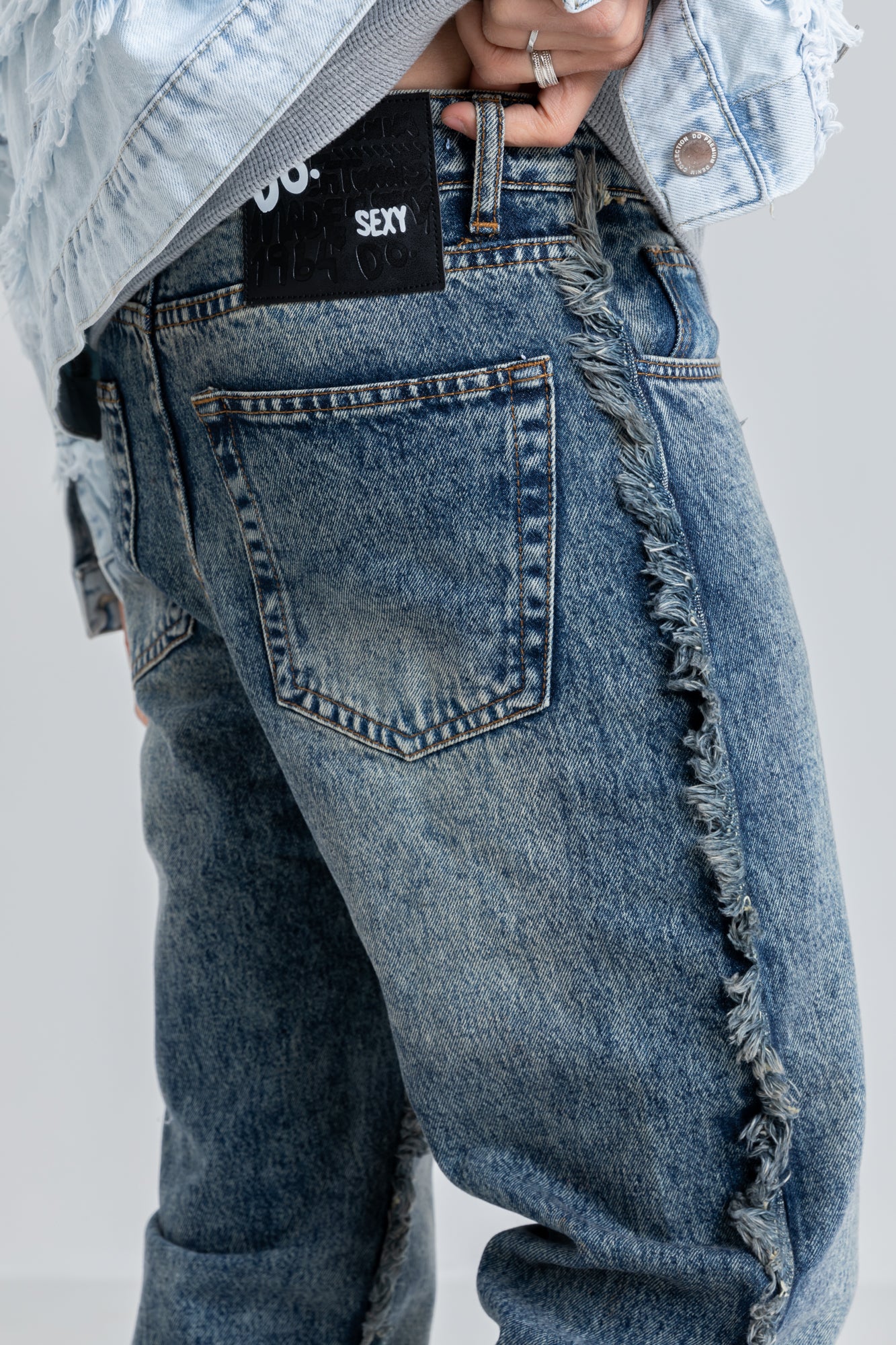 JEANS WIDE LEG WITH TASSEL