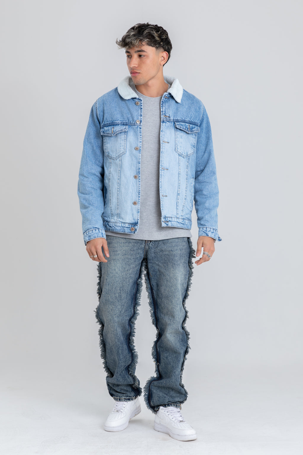 DENIM TRUCKER JACKET WITH BORG COLLAR