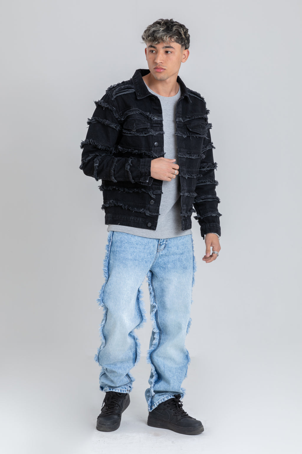 THE TASSELS DENIM JACKET