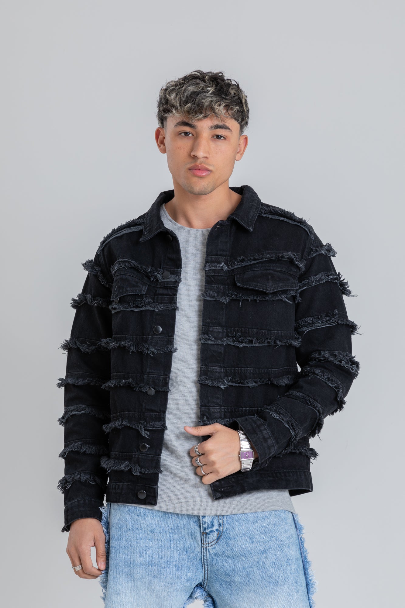 THE TASSELS DENIM JACKET
