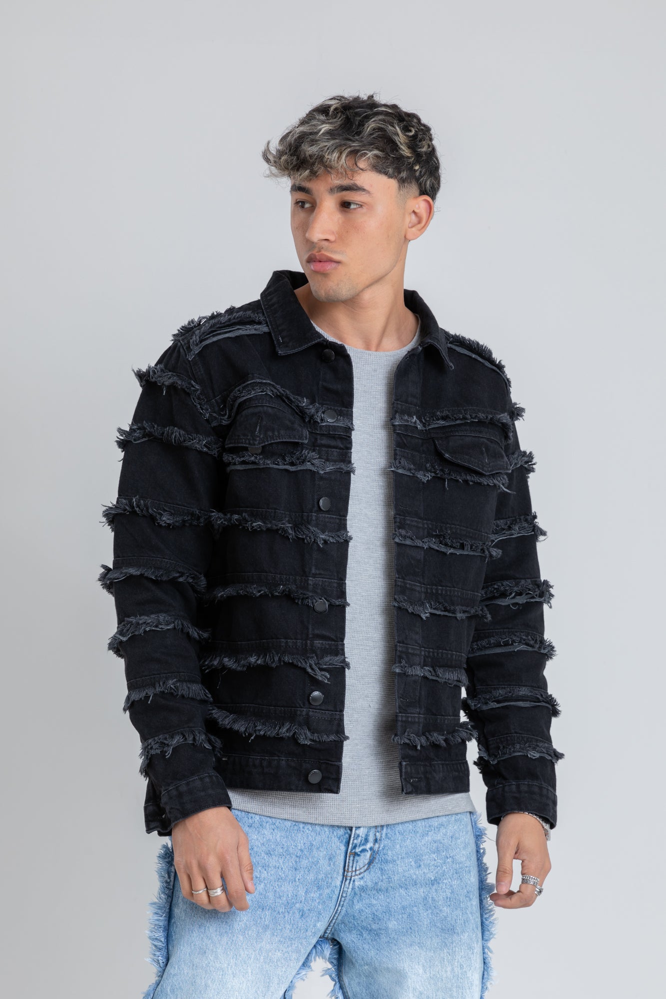 THE TASSELS DENIM JACKET