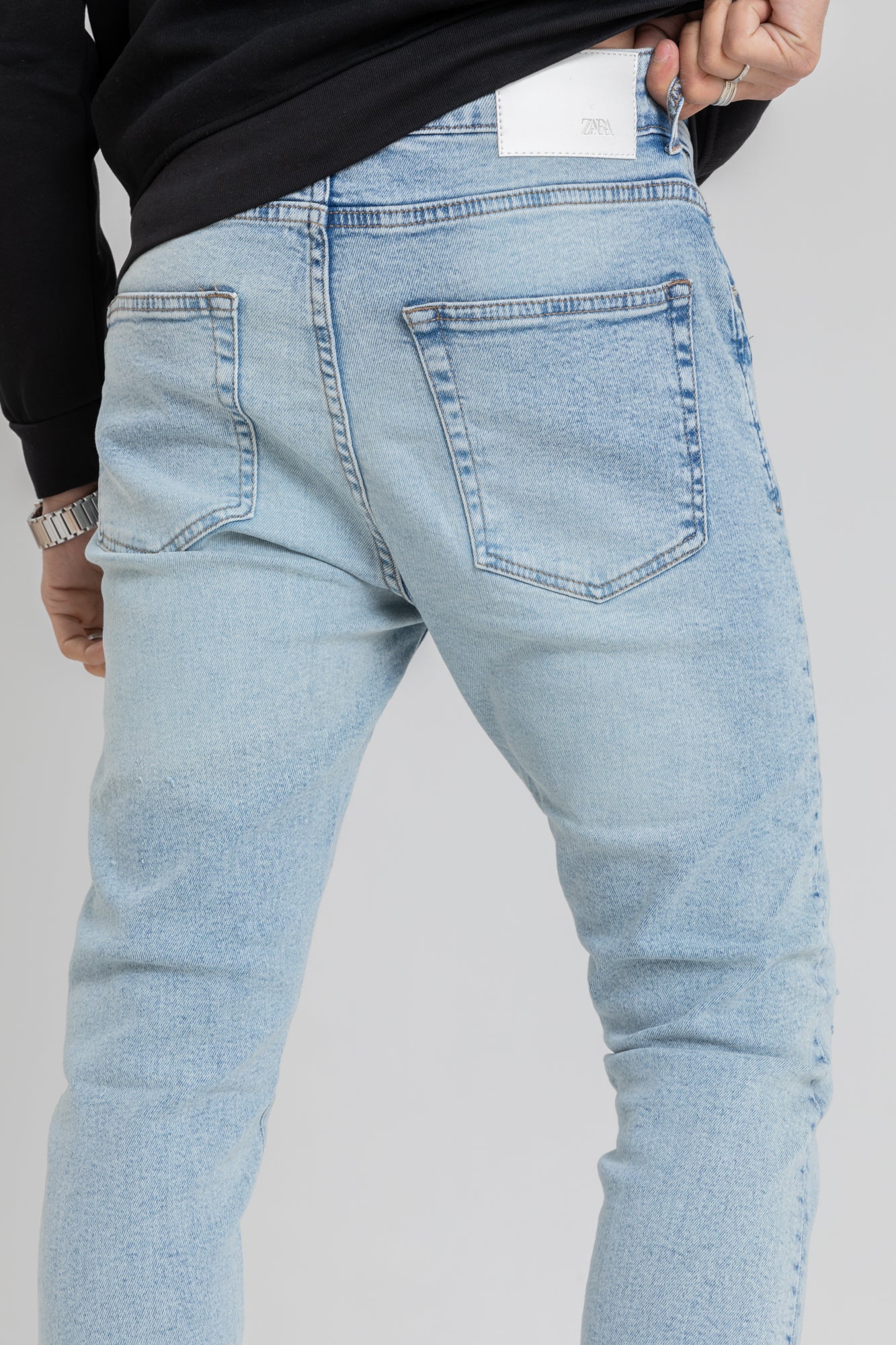 UNFINISHED RIPPED ICED JEANS SKINNY FIT