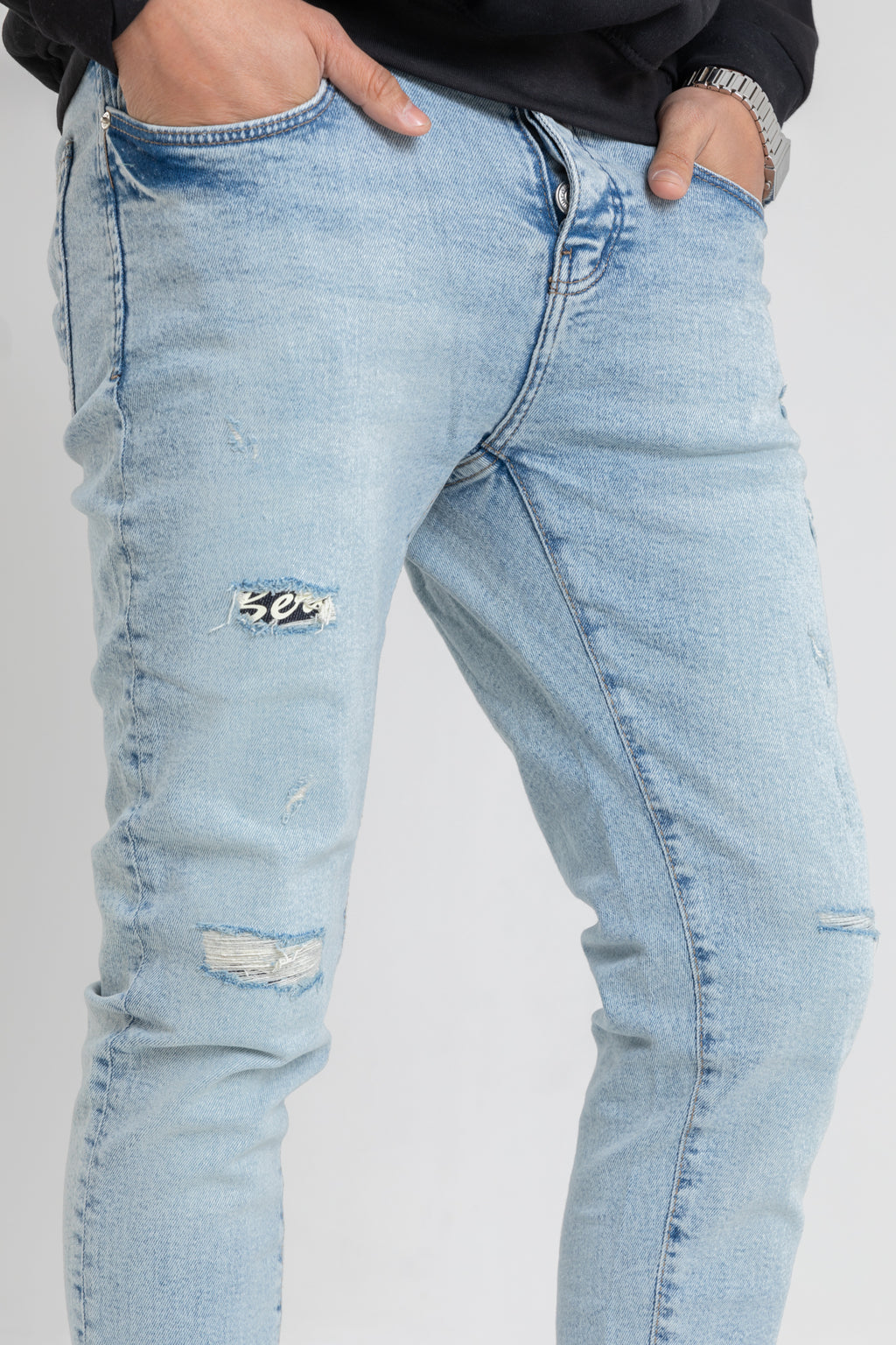 UNFINISHED RIPPED ICED JEANS SKINNY FIT
